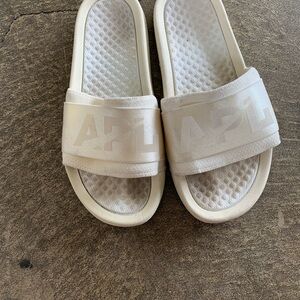 APL |Athletic Propulsion Labs |Satin Slide | Women 8